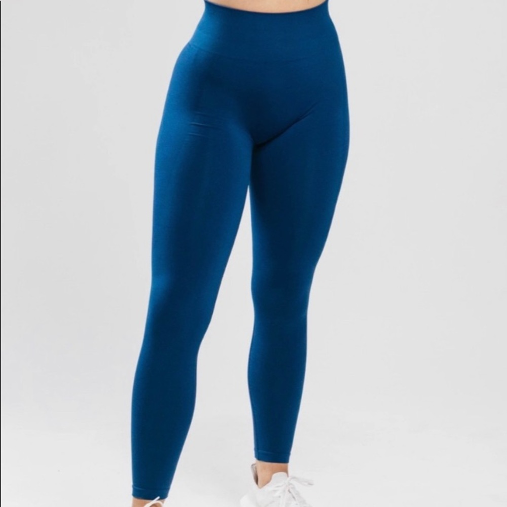Alphalete Amplify Leggings